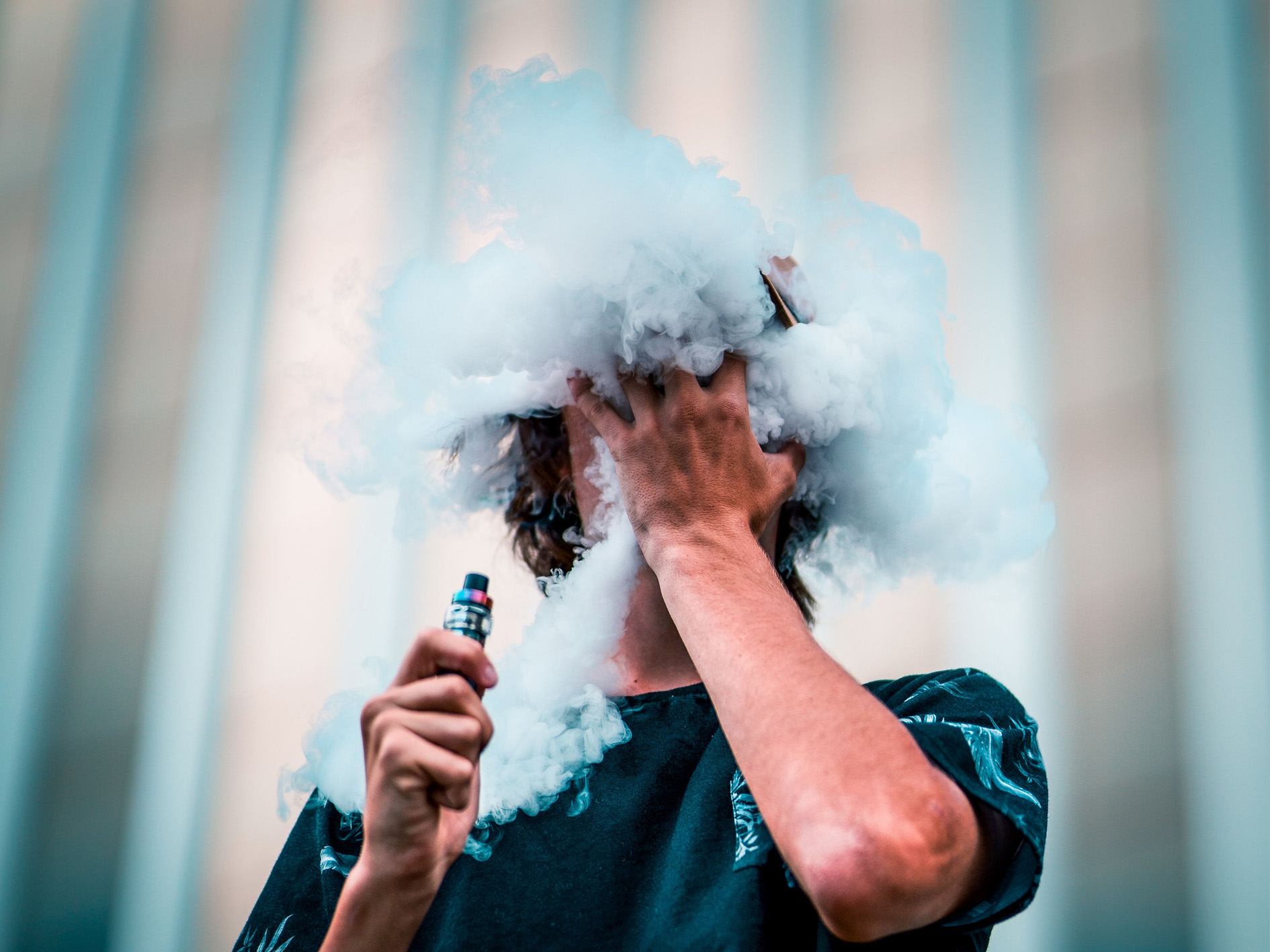 Bahaya Merokok dan Vape bagi Remaja